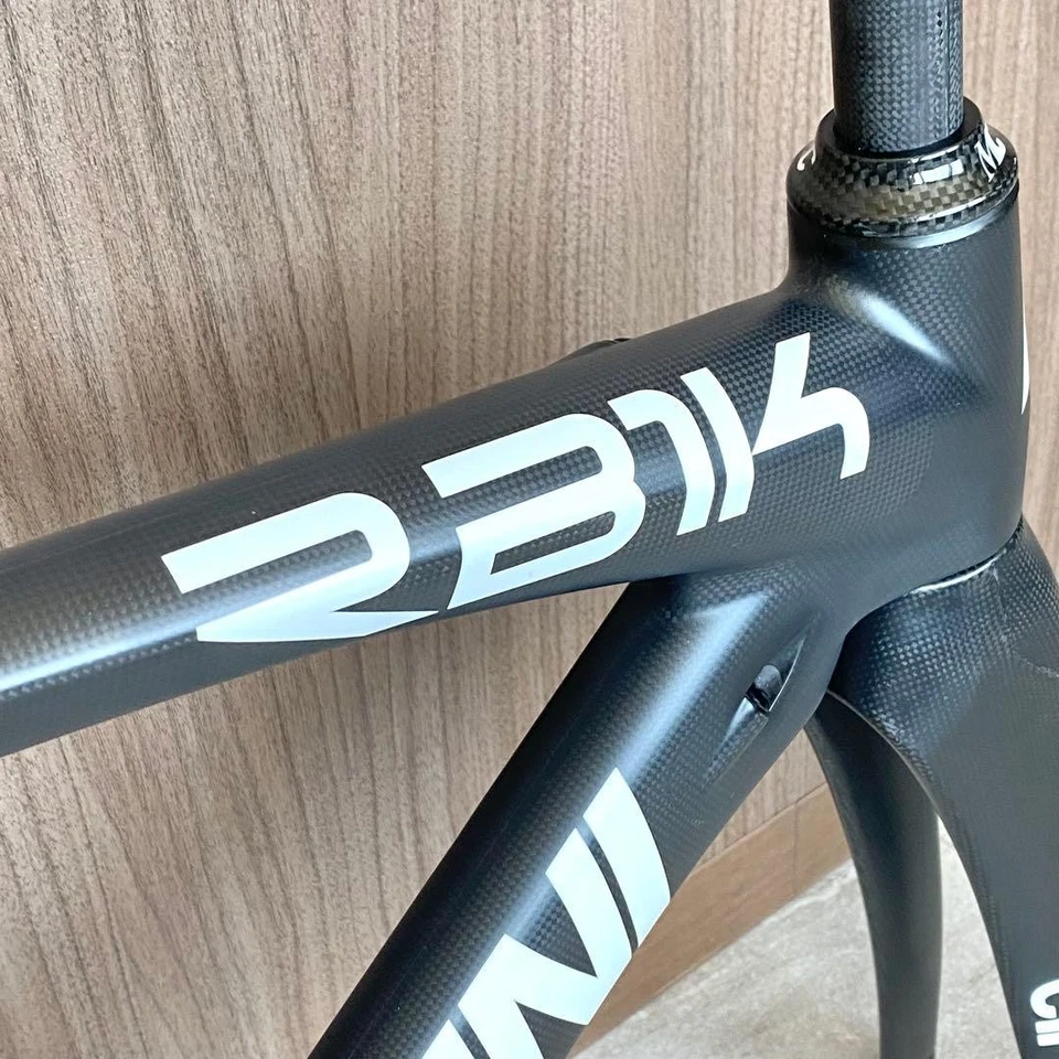 Cuadro de bicicleta de carretera de carbono hecho a mano CIPOLLINI RB1K de coche raro Foto 4 de 4