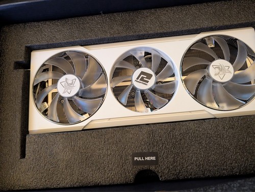 PowerColor Spectral White Radeon RX 6700 XT 12GB GDDR6 Graphics Card - Afbeelding 2 van 2