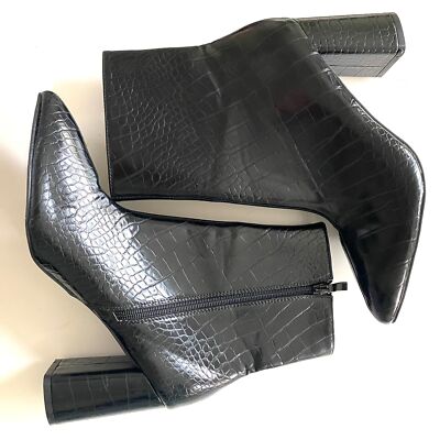 Raid Booties Heels Meadow Black Size 9 Luster Faux Leather