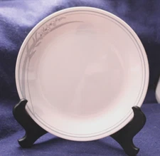 CORNING CORELLE BLUE LILLY BREAD PLATE ivory gray blue floral 6.5"