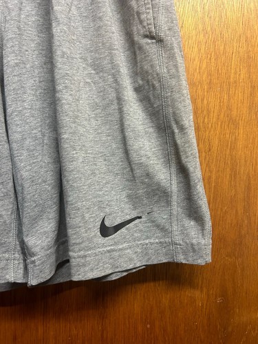 Nike Mens Size Small Grey Dri-Fit Sports Shorts Activewear Gym Bottoms - Picture 2 of 5