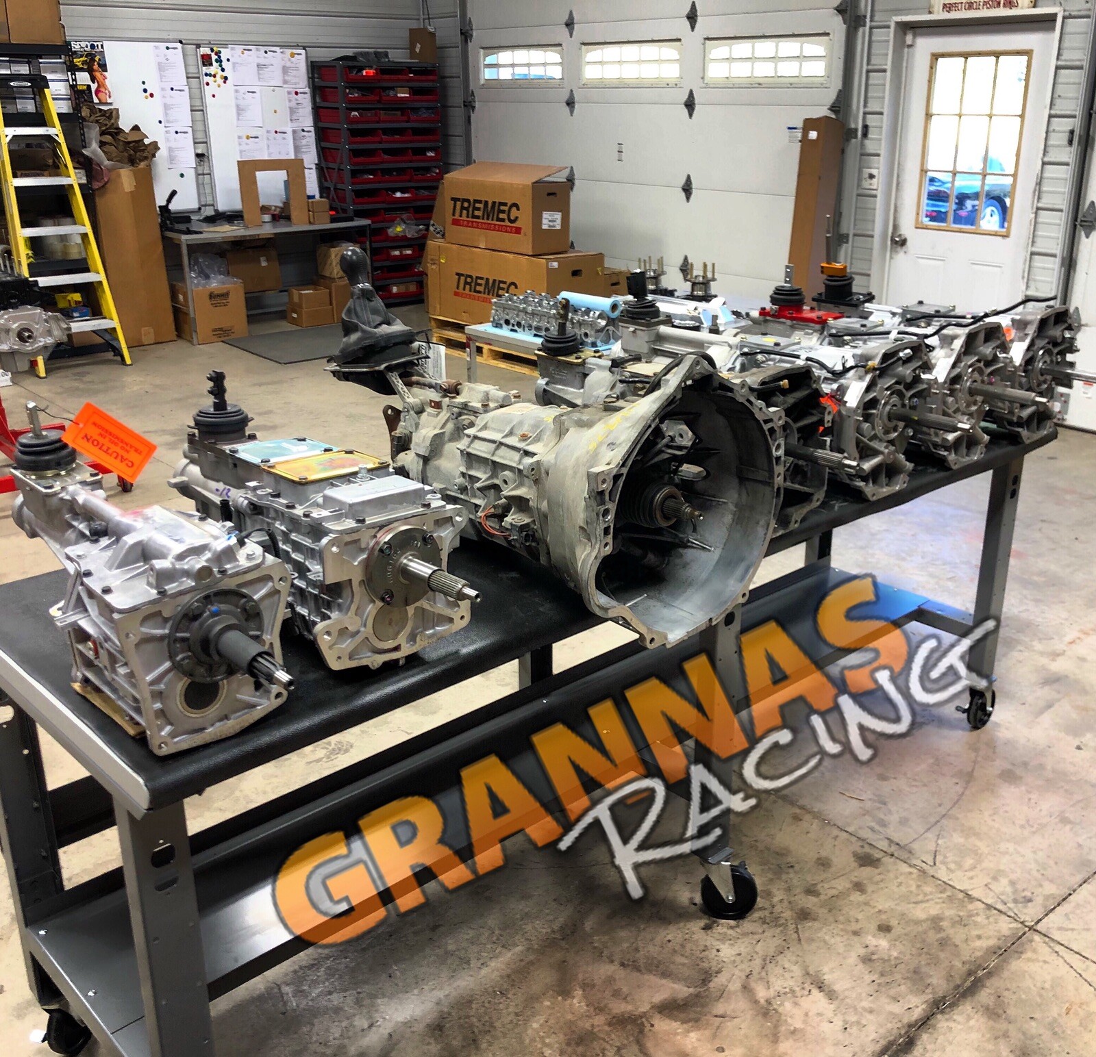 **NEW** Tremec T56 MAGNUMF Fbody 6Speed Grelly USA