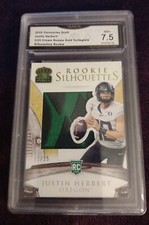 JUSTIN HERBERT 2020 CHRONICLES CROWN ROYALE SILHOUETTES ROOKIE PATCH /25 NM+