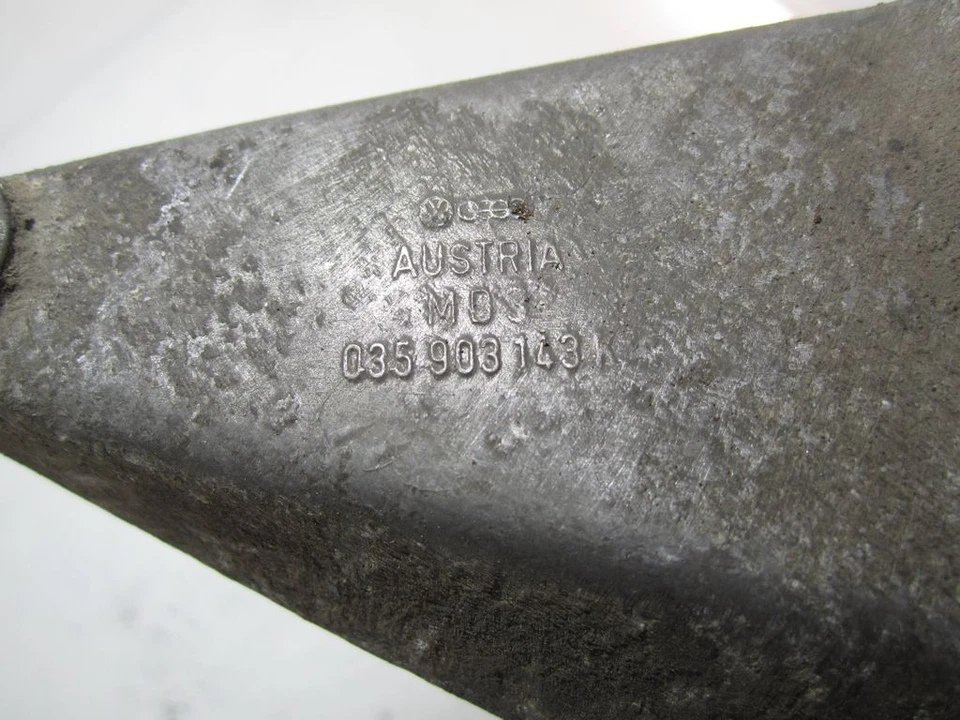 Audi 80 90 B2 1983 Petrol alternator bracket 035903143K MRS9671 - Image 3 of 3