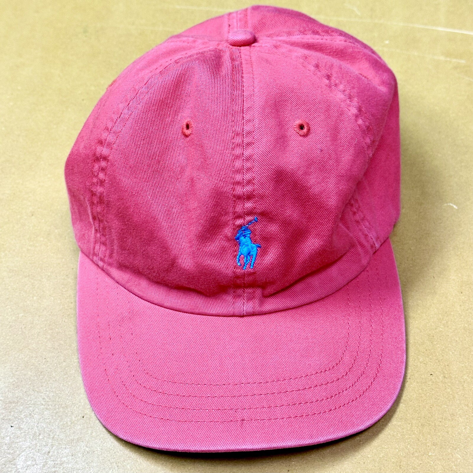 Polo Ralph Lauren cinturino in pelle cappello luce rosso pony ricamato