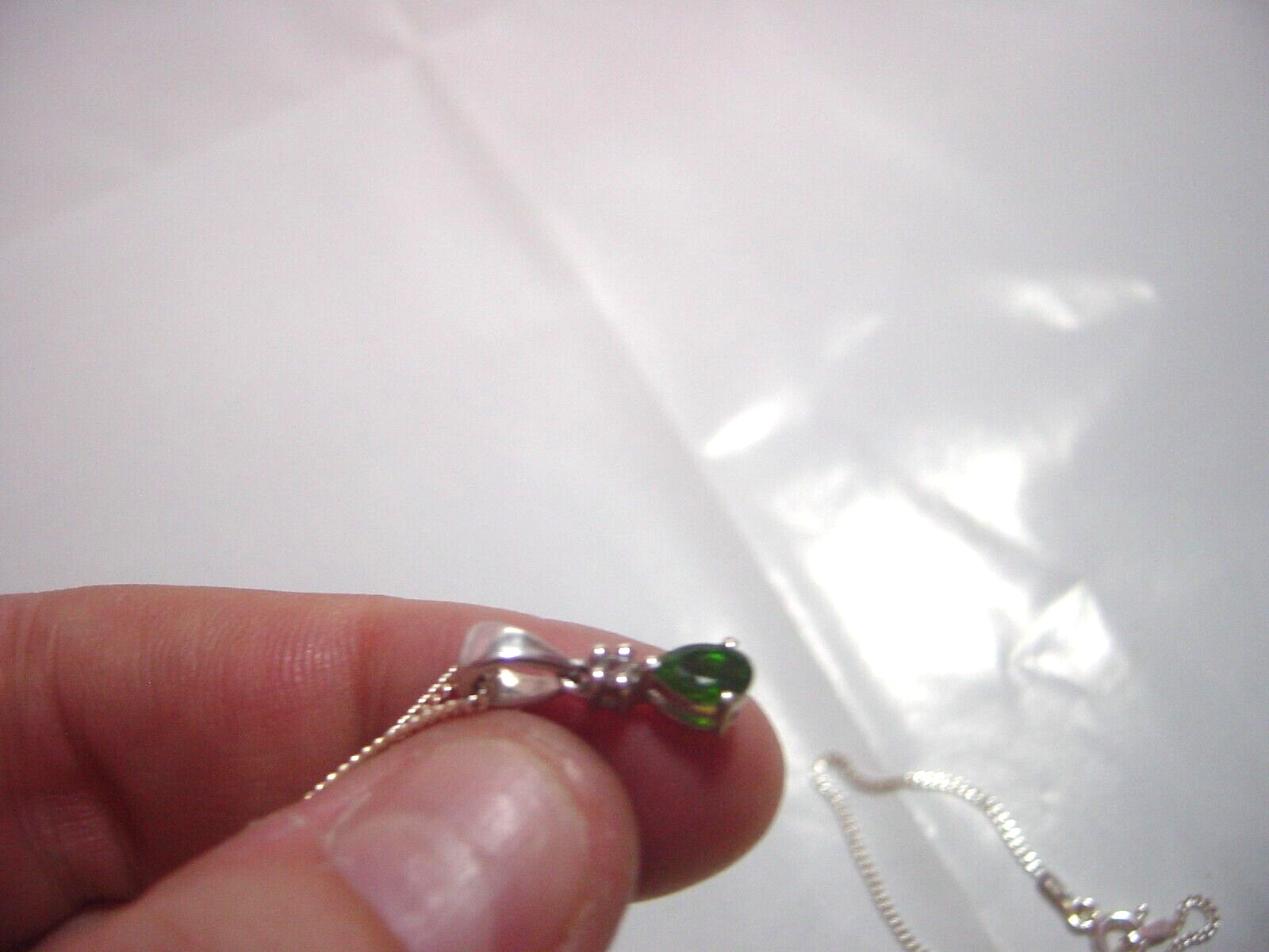 Solid silver 20" chain & superb intense green Tsa… - image 5