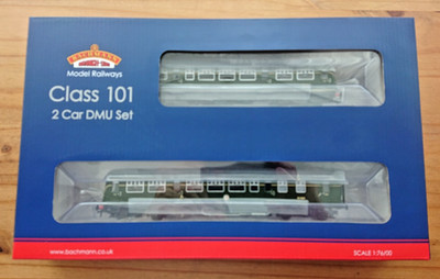 Bachmann 32-285A Class 101 2 Wagen DMU No.SC51231 BR grün Sp Schnurrhaare 21DCC ready