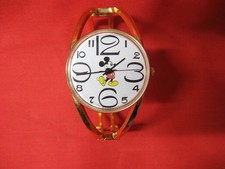 WOMAN'S DISNEY MICKEY MOUSE FASHION WATCH - WORKING - NEW BATTERY