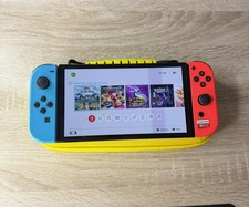 Nintendo Switch OLED console - Micro SD and carry case