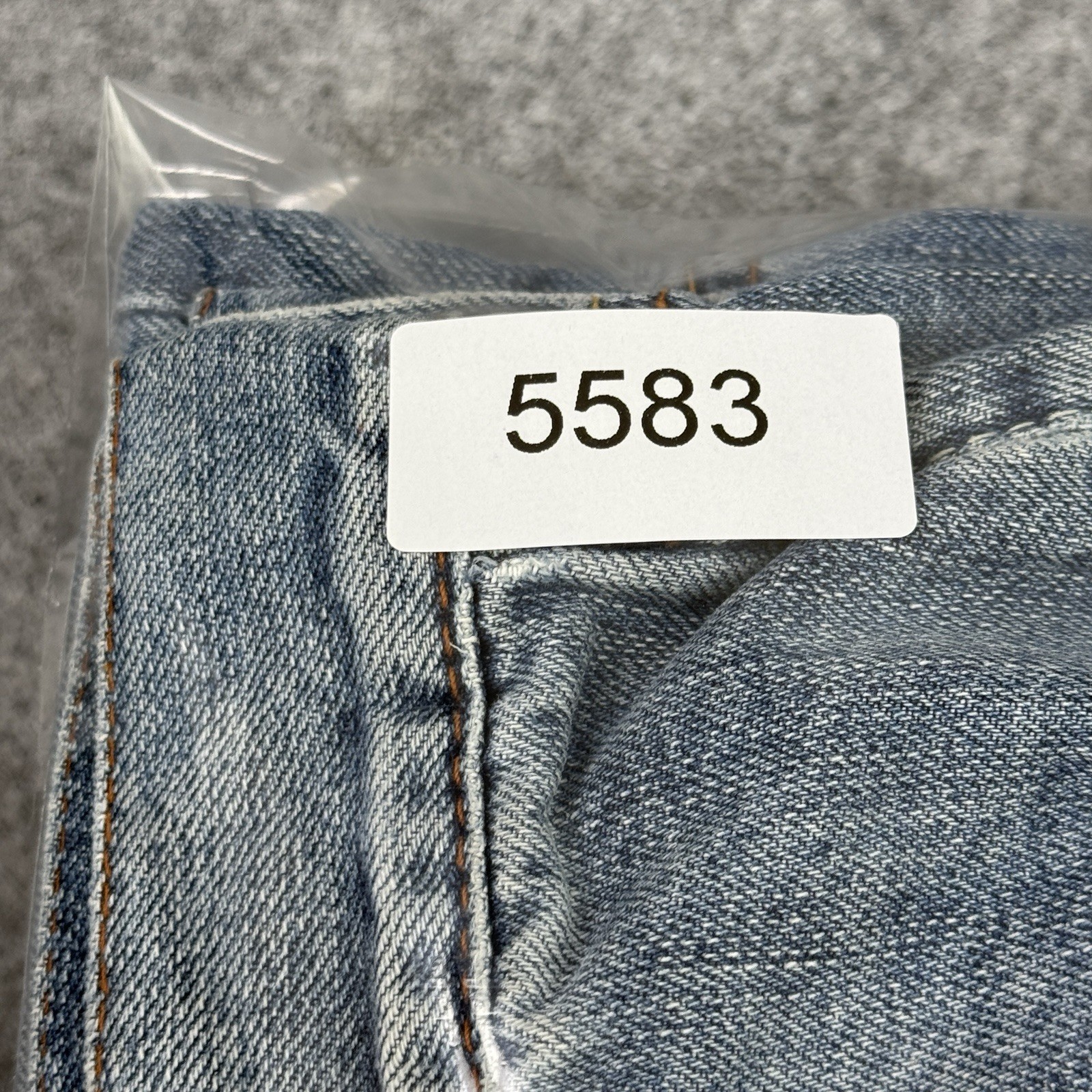 Hugo Boss Jeans Mens W34 L34 Blue HB1 Regular Fit Straight Leg Button Fly Denim thumbnail 15