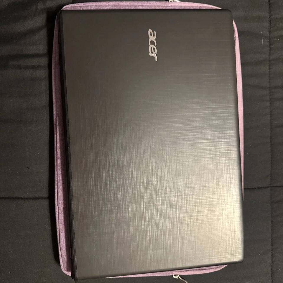 Acer E5-575 Laptop 15.6 Inch Screen Size 4GB DDR4 Memory, 1TB 5400RPM HDD - Image 2 of 4