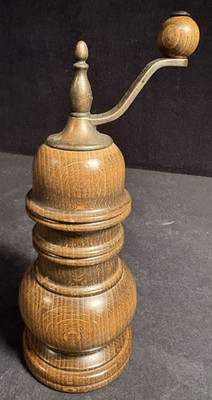 Vintage MCM Zassenhaus Wooden Pepper Mill Grinder Germany