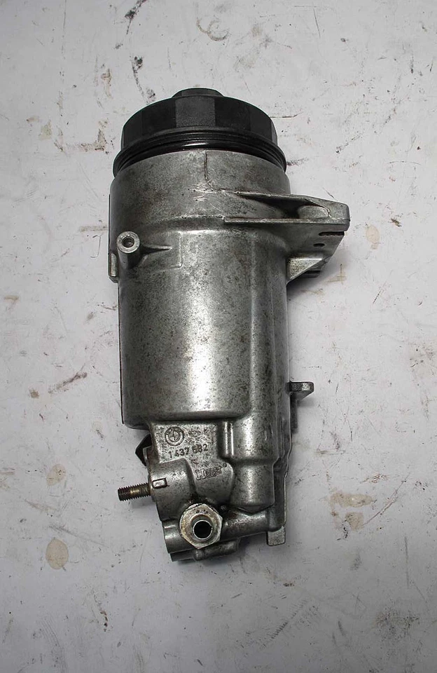 Оригинальный корпус масляного фильтра BMW 540i 750i M5 V8 1991-2003 M60 M62 M73 S62 E32 E38 E39 - Изображение 3 из 4