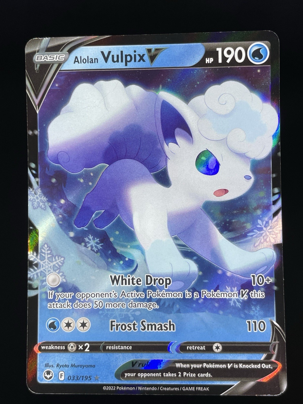 Alolan Vulpix V - 033/195 - Pokemon TCG Silver Tempest (2022) - Holo - NM