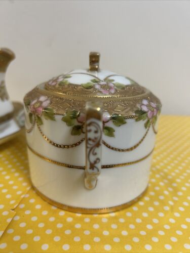 Vintage Nippon Tea Pot With Under Plate Sugar Creamer Gilded Handpainted Roses - Picture 6 of 24