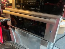 Thermador WDC30JS/02 Warming Drawer 30 with 2...