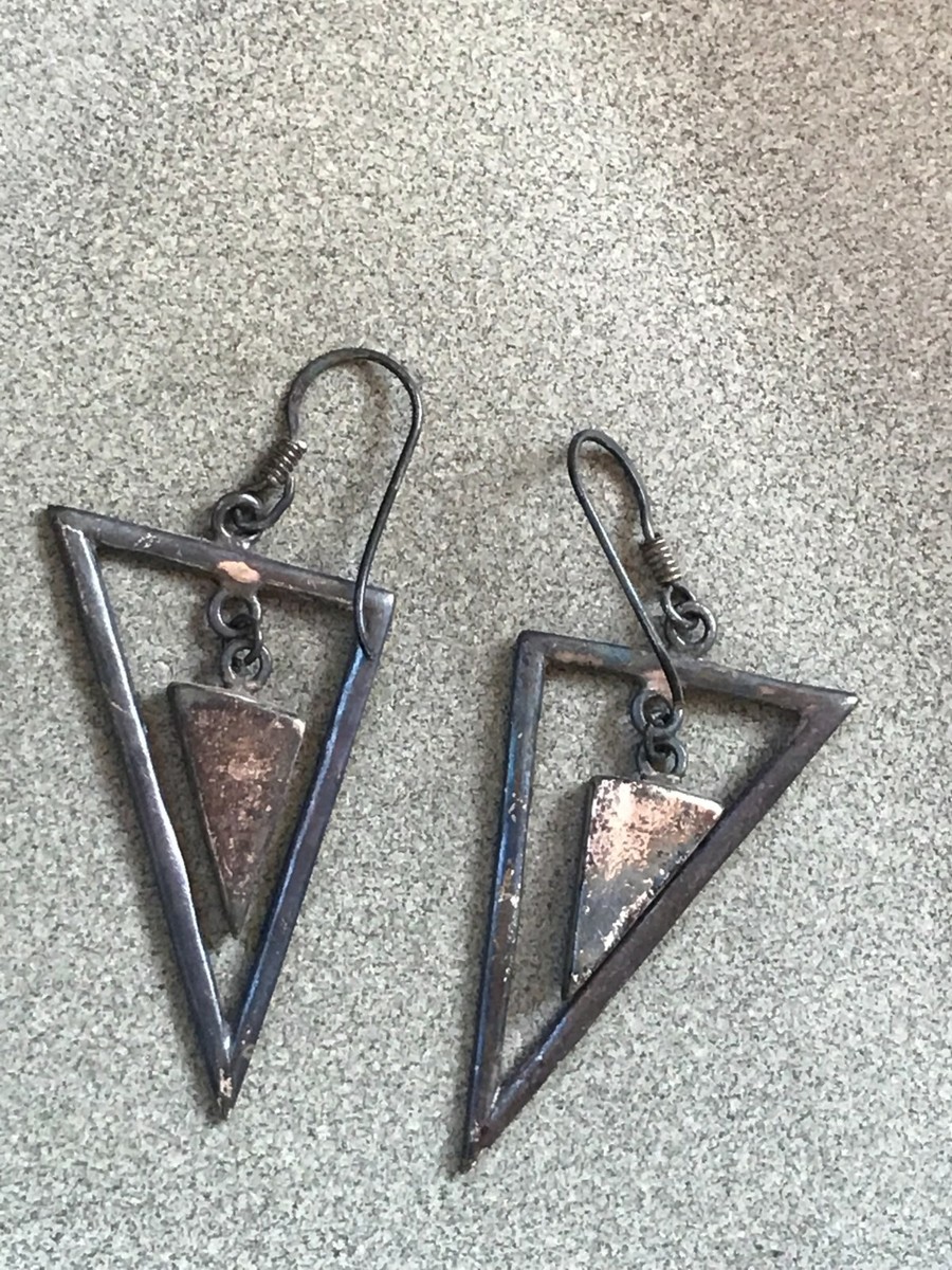 Estate Large 925 Marked Open Silver Triangle w Center Mother