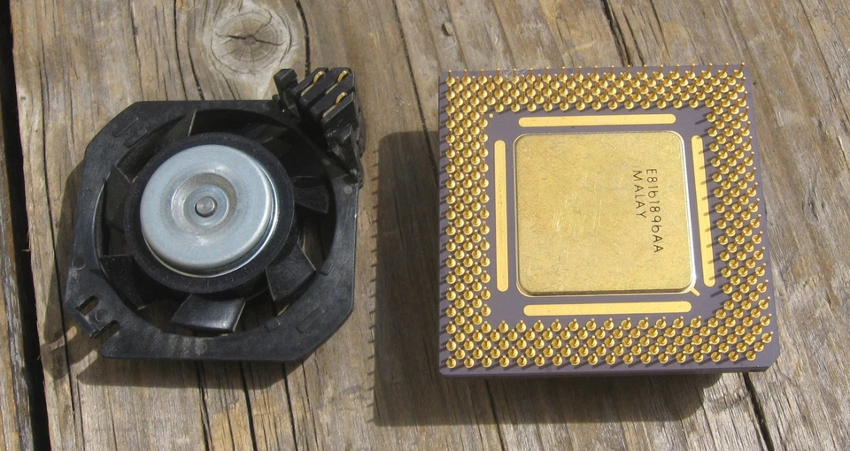 Intel PODPMT66X200 Pentium MMX Overdrive 200MHz for Socket 5/7 Systems SL2RM - Image 3 of 4