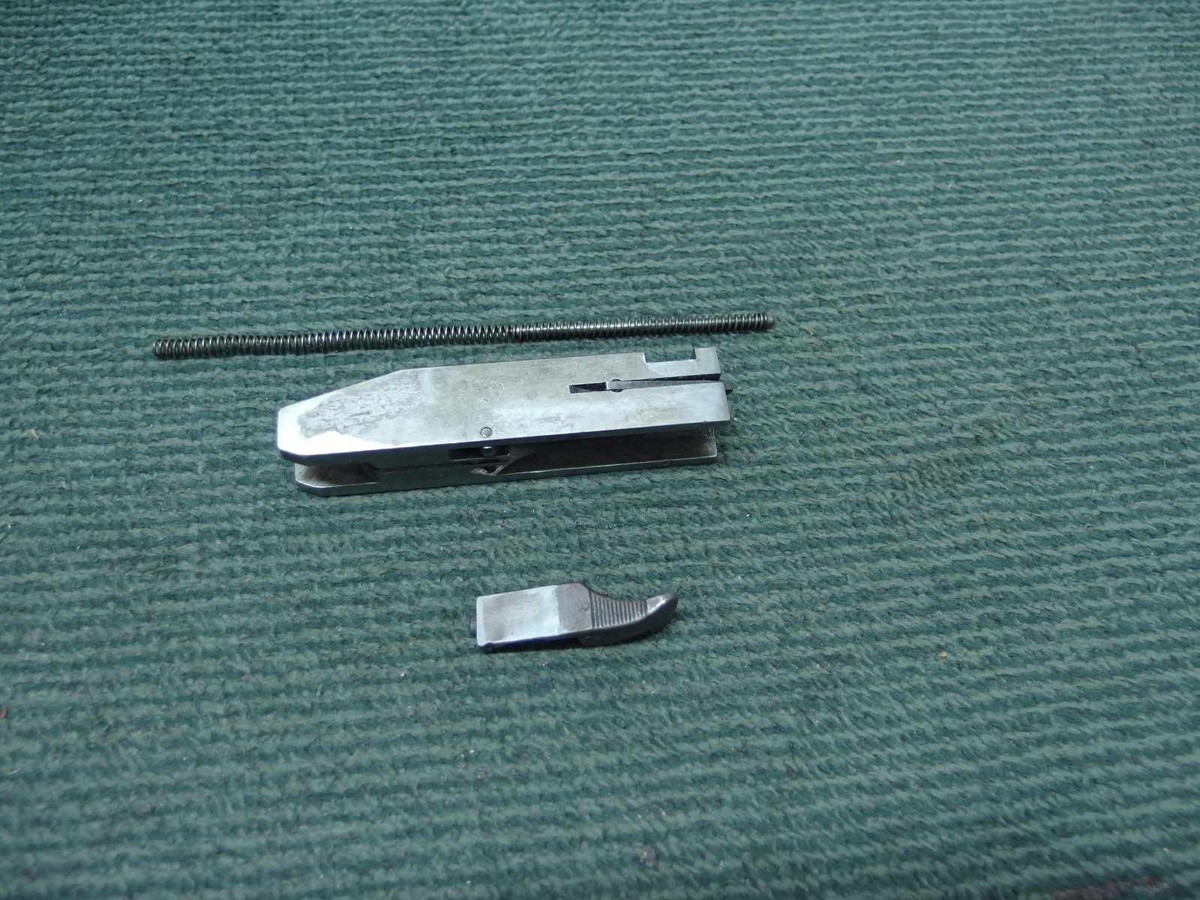 まるりん出品 MARLIN - MODEL 60 - .22 SEMI-AUTO RIFLE - COMPLETE BOLT ASSEMBLY