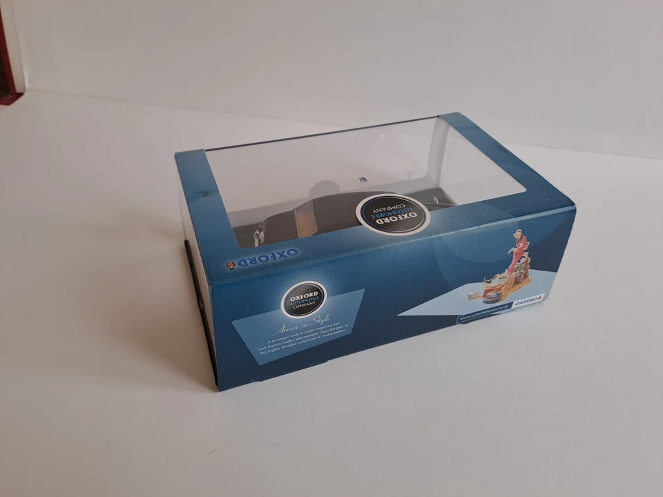 OXFORD 1/43 BLACK DAIMLER DS 420 Limousine  - Immagine 3 di 4