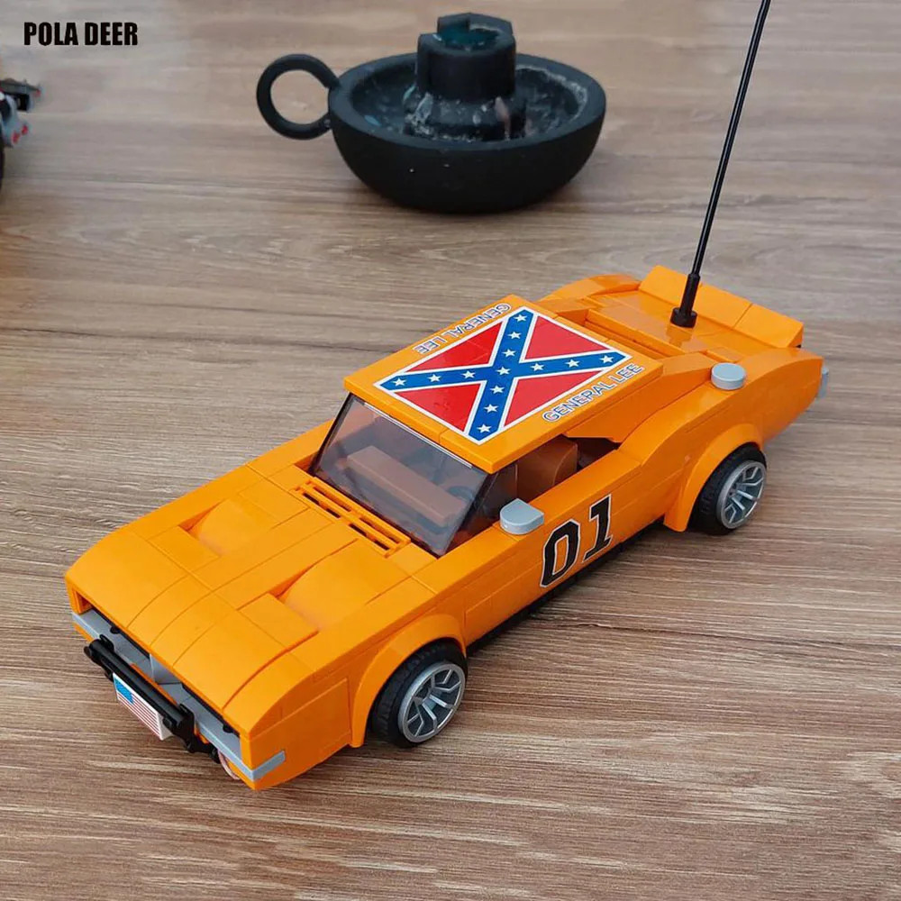 Poladeer 330pcs MOC General Lee Dodge Charger Retro Assembled Children's Toy Bus