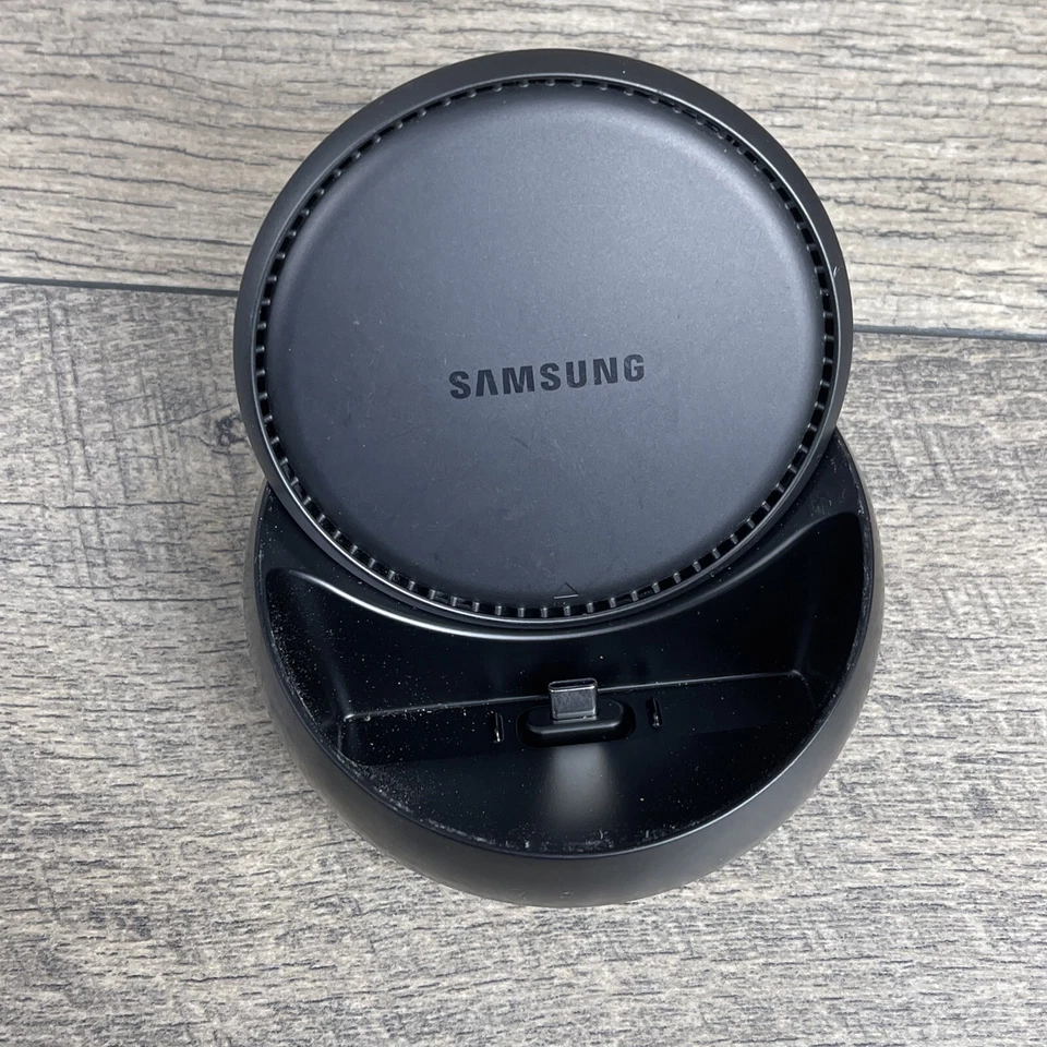 Estación DeX conmutación perfecta experiencia de escritorio USB 2.0 negra Samsung EE-MG950 Foto 2 de 4