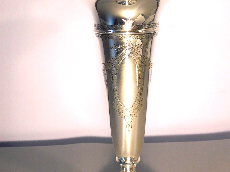 Труба из чистого серебра — цветочная ваза с ручкой 17 дюймов — 9 5/8 высота вазы - Изображение 3 из 4