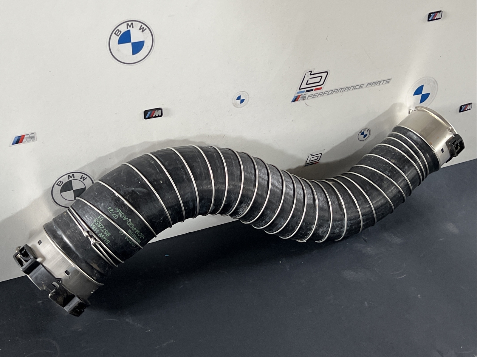 BMW G30 G31 Rohr 8572858 online kaufen | eBay
