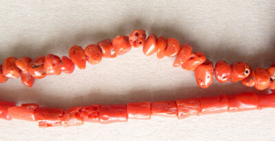 Collier Fantaisie Vintage En Perles De Corail Rouge - Ancien Modèle