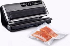FoodSaver FM5460 2-in-1 Vacuum Sealer Food Preservation System