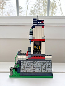 LEGO (6093): Flying Ninja Fortress - 99% Complete with Instructions & Box