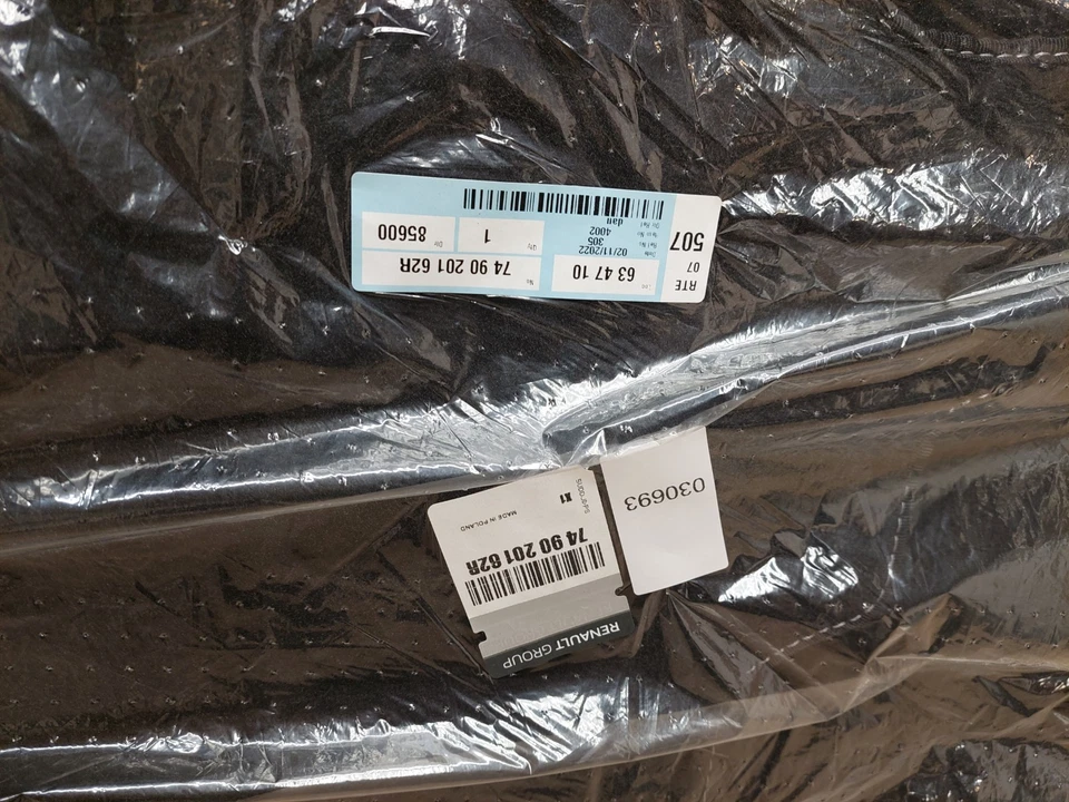 Dacia Jogger Floor Mats 5 Pieces Comfort Carpet 749020162R Genuine NEW - Image 3 of 4