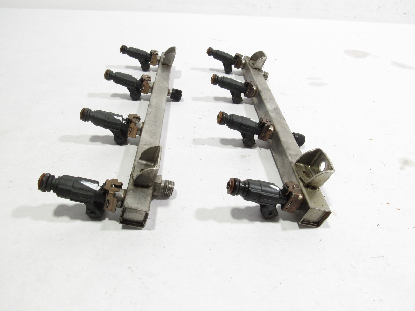 02-06 Maserati Coupe GT 2004 4.2L Engine Injection Fuel Rail W/ Injectors Set ;