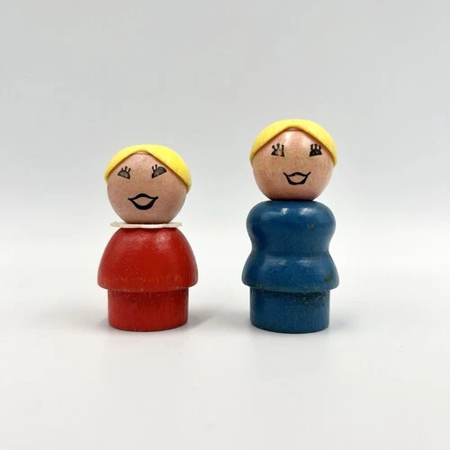 Vintage Fisher Price Little People All Wood Blonde Girls Red & Blue Outfits Lot