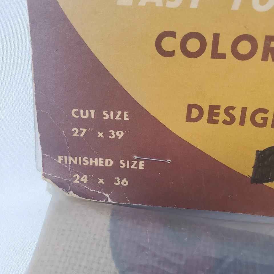 VTG Sanitized Colored Hooked Rug Pattern #380A 24" x 36" Supreme Burlap NOS - Image 3 of 4