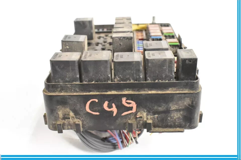 14-17 Maserati Ghibli Engine Fuse Box Junction Relay Box 670035923 OEM