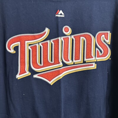 Majestic Minnesota Twins Shirt Large Baseball 48 Hunter NWT