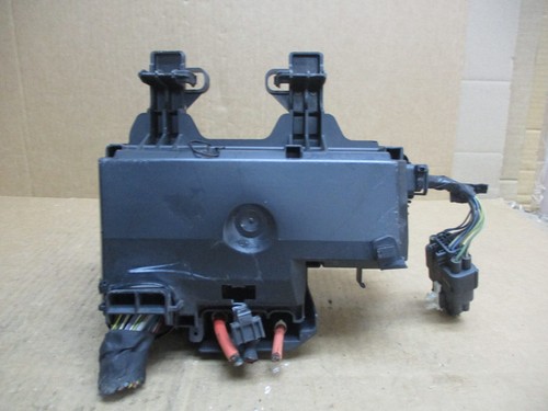 20 2020 Ford Mustang Engine Fuse Box Relay Junction Block Panel Compartment - Picture 4 of 6