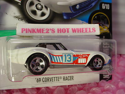 ホットウィール Corvette Central シリーズ　＃1〜4 ホットウィール Corvette Central シリーズ ＃1〜4 Hot Wheels