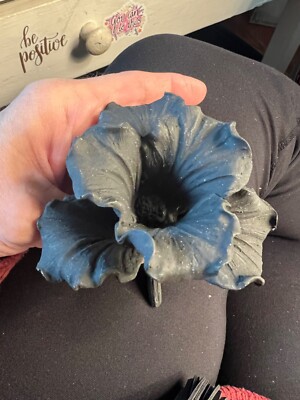 Black Ceramic ''Black Parrot'' tulip