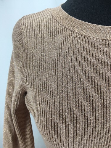 Excellent Pre-Owned! White Market Black Market Metallic Ribbed Detail Sweater - Picture 2 of 12