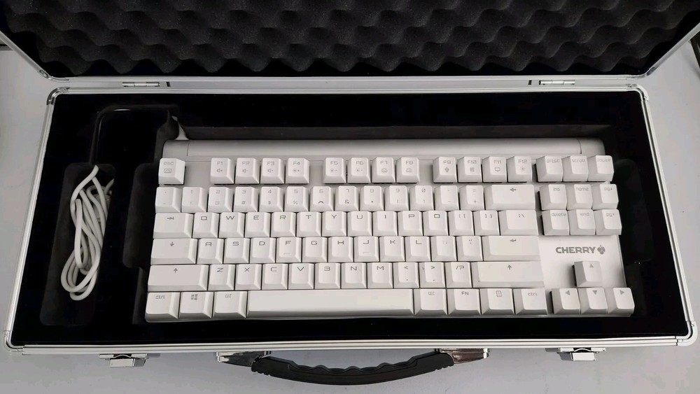 Cherry MX 8.0 Wired Mechanical Gaming Keyboard - MX3880 - Sleek White Design - Premium Build for Ultimate Gaming Performance