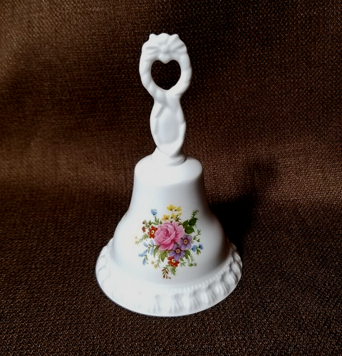 Elizabethan Fine Bone China Rose Floral Tea Cottage Dinner Hand Bell England VTG - Picture 3 of 9