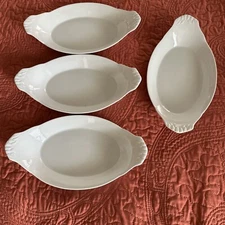 4 White HIC Harold Import Co. Porcelain Oven-to-Table Dishes 12”x6.5”x1.75”EUC