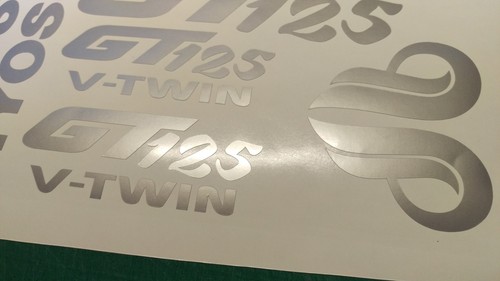 Hyosung GT125 Decals/Stickers Comet GT GT 125 naked ALL COLOURS AVAILABLE - Picture 4 of 10