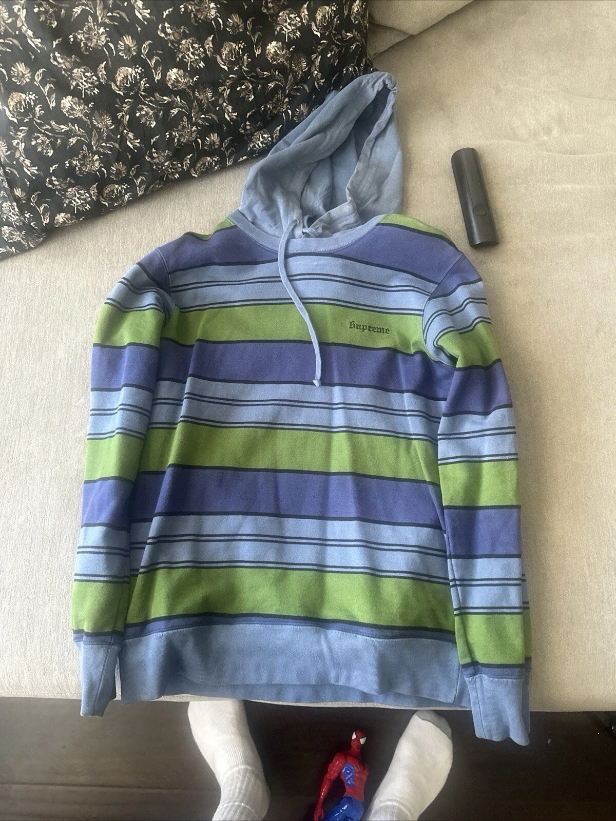 Taille M   Supreme Rayage Crewneck à capuche rayé SS17