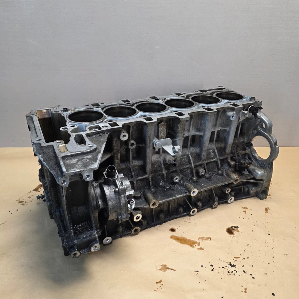 2010-2018 BMW 335i 535i X5 N55 ENGINE MOTOR CYLINDER BLOCK CRANKCASE CASE OEM - Image 3 of 4