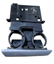 05-07 Ford F-Series SuperDuty F250/350/450/550 OEM USED Dashboard Cup Holder & A