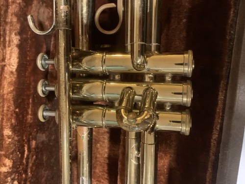 F.E. Olds Ambassador Vintage Trumpet Instrument 1974 With Case & Mouthpiece Bb - Picture 10 of 13