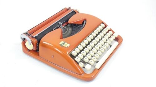 Máquina de escribir vintage ABC color rojo año 1955 máquina de escribir - Imagen 1 de 10